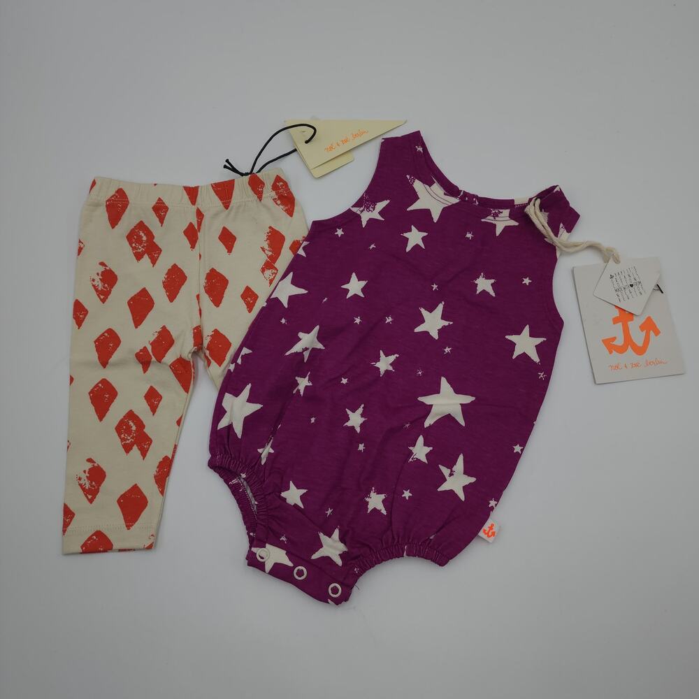 Noe & Zoe Bundle of Two Star Puffy Romper Diamond Leggings Size 0-3 Months